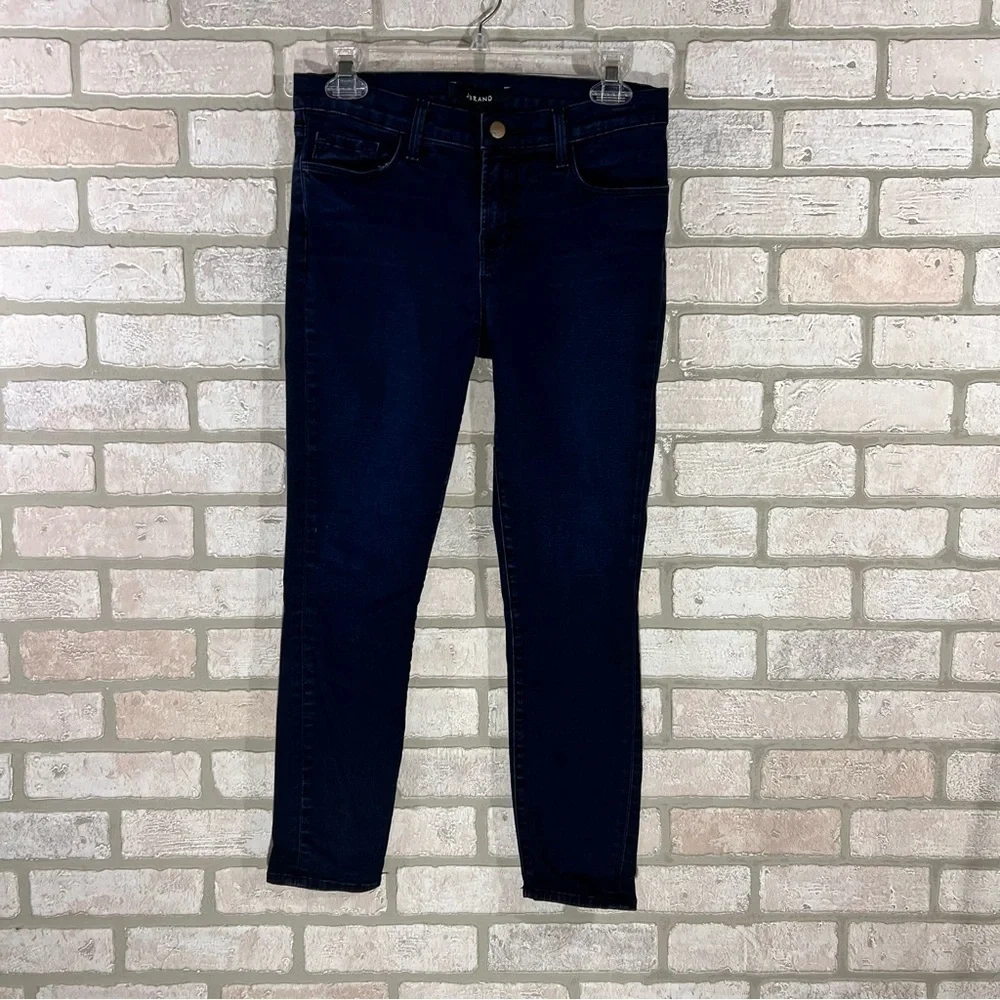 J Brand Capri Skinny Jeans in Atmosphere Wash Size 28